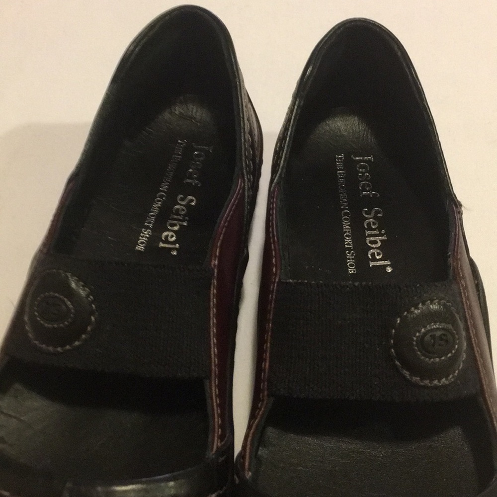 Josef Seibel Ladies Brown-Black Leather Flat Shoe - Picture 3 of 8